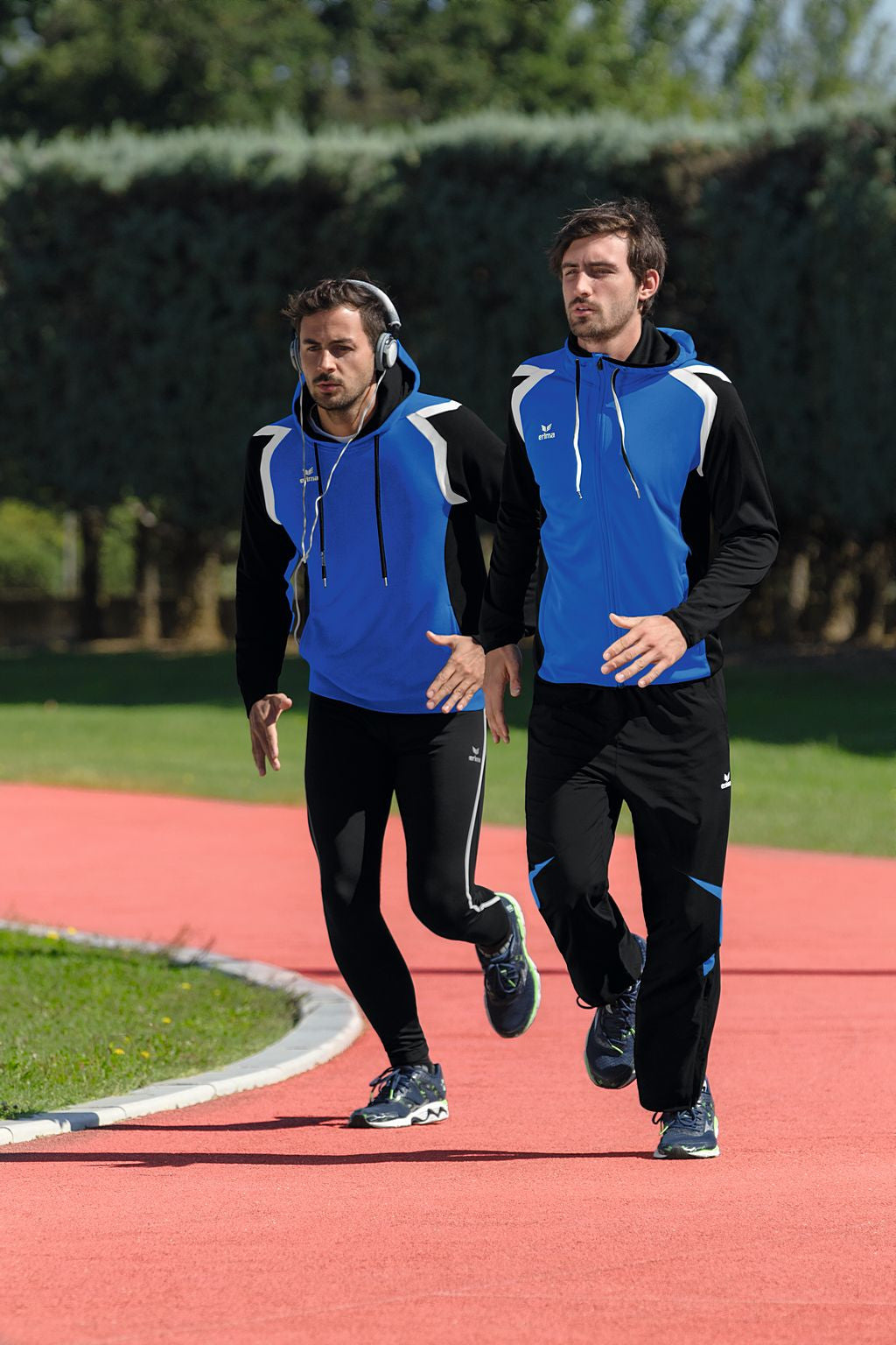 Outlet Str. Small - Razor 2.0 Træningstrøje med lang lynlås og hætte