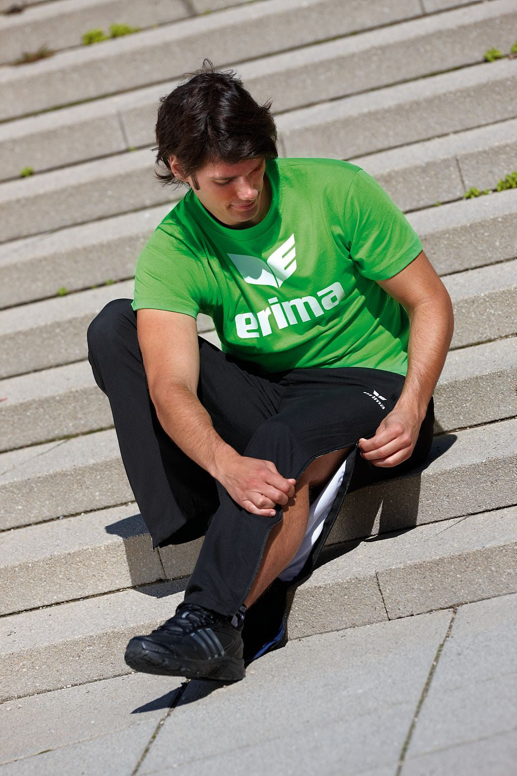 Opvarmningsbukser med gennemgående lynlås...